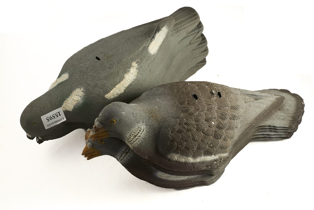 Lot 6: DECOY PIGEONS, 12 OF;